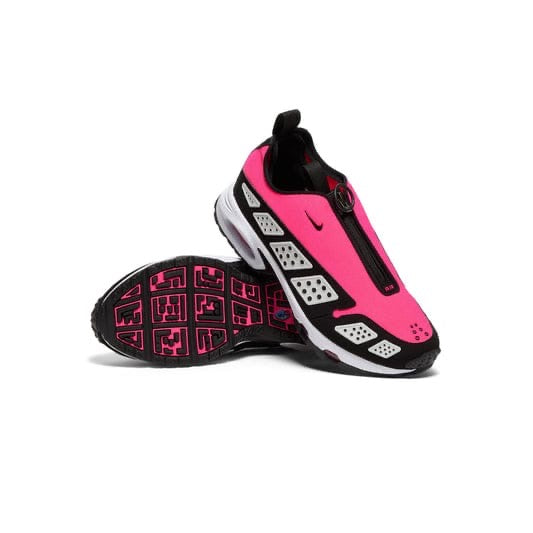 NIKE PINK SNDR Trainer