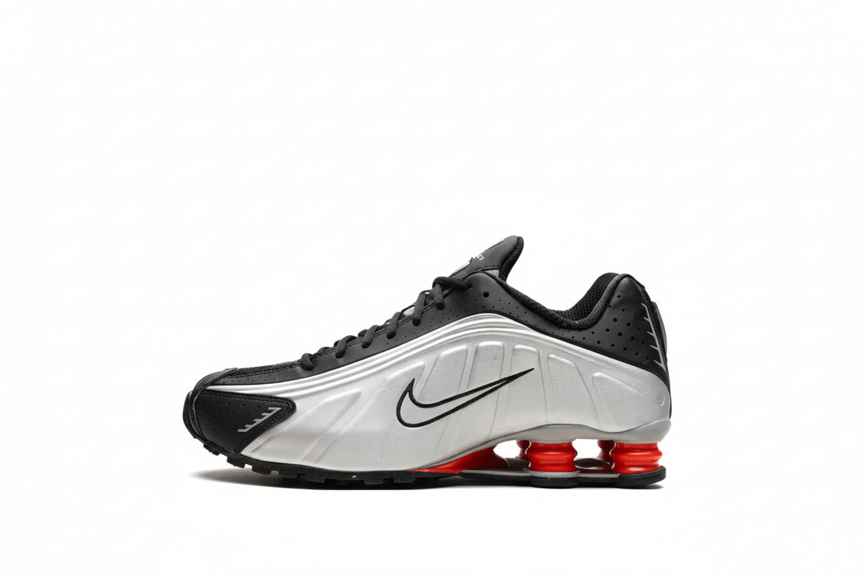 NIKE SHOX R4 Grey