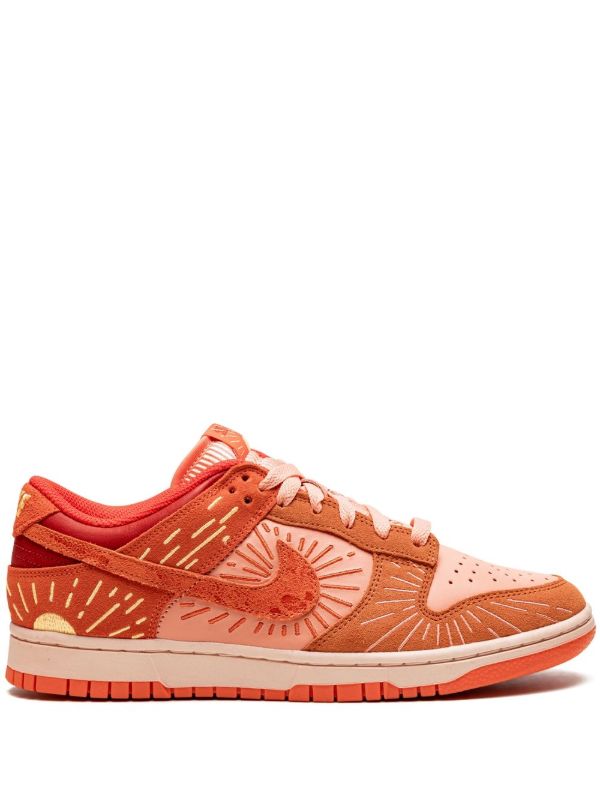 Nike Low Dunk orange w patterns